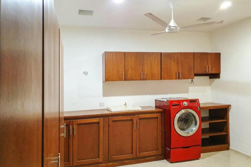 Vila Casa Hector, Con Jacuzzi, Cerca Del Foro Gnp. Mérida Exteriér fotografie
