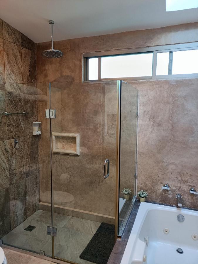 Vila Casa Hector, Con Jacuzzi, Cerca Del Foro Gnp. Mérida Exteriér fotografie